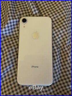 Apple iPhone XR 128GB White (Unlocked) A1984 (CDMA + GSM)