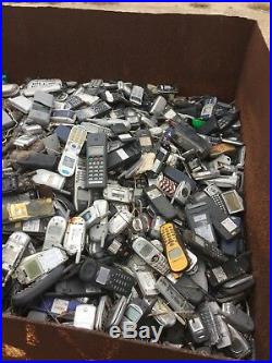 Cell Phone scrap (no batteries) in bulk, about 300lbs 0.5 cu-m