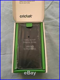 LOT of 4 Cellphones Iphone Unlocked, Iphone Boost, LG Unloc, Moto att Cricket