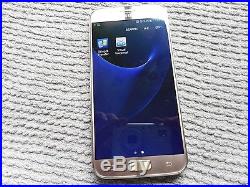 Sasung Galaxy S7 32 GB AT&T Gold Platinum, Charge Cord & Otterbox Included EUC